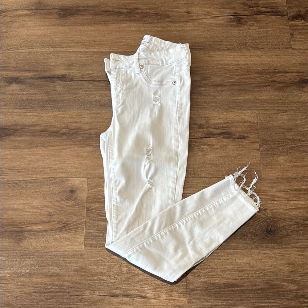 Woman's Pistola White Skinny Distressed Stretch Ankle Jeans. Size 25